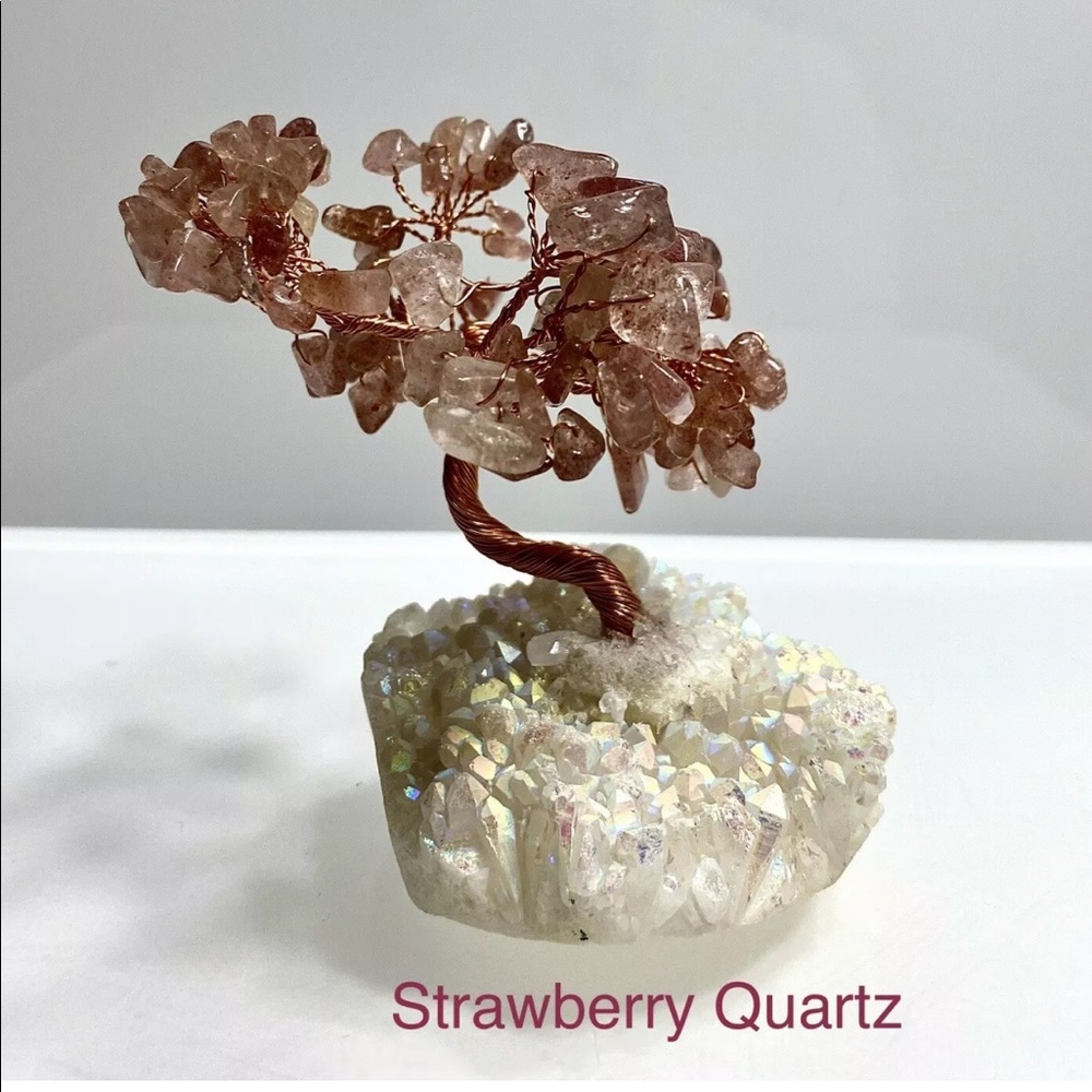 Bonsai Tree With Angel Aura Base Crystal